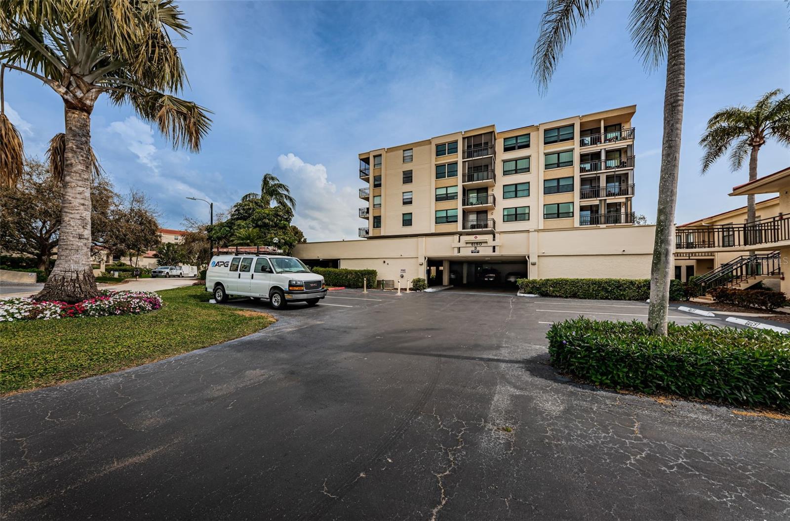6180 SUN BLVD #302, ST PETERSBURG, FL, 33715