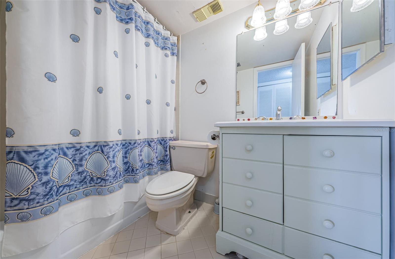 6180 SUN BLVD #302, ST PETERSBURG, FL, 33715