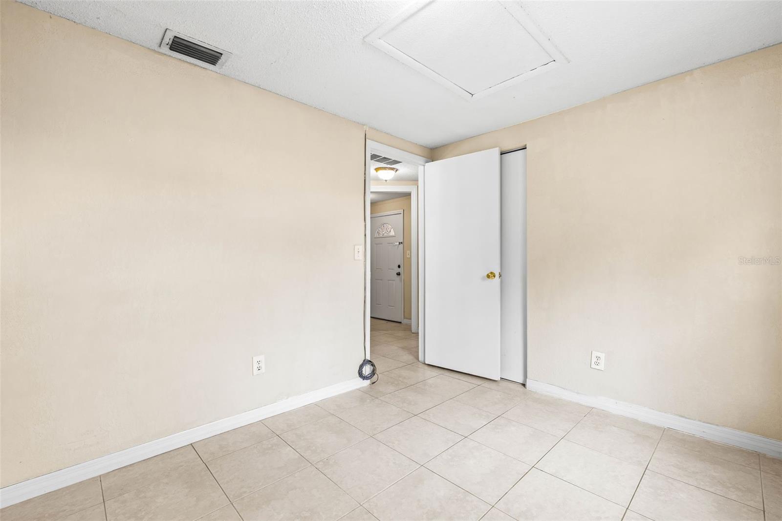 9104 SANDCROFT CT, TAMPA, FL, 33615