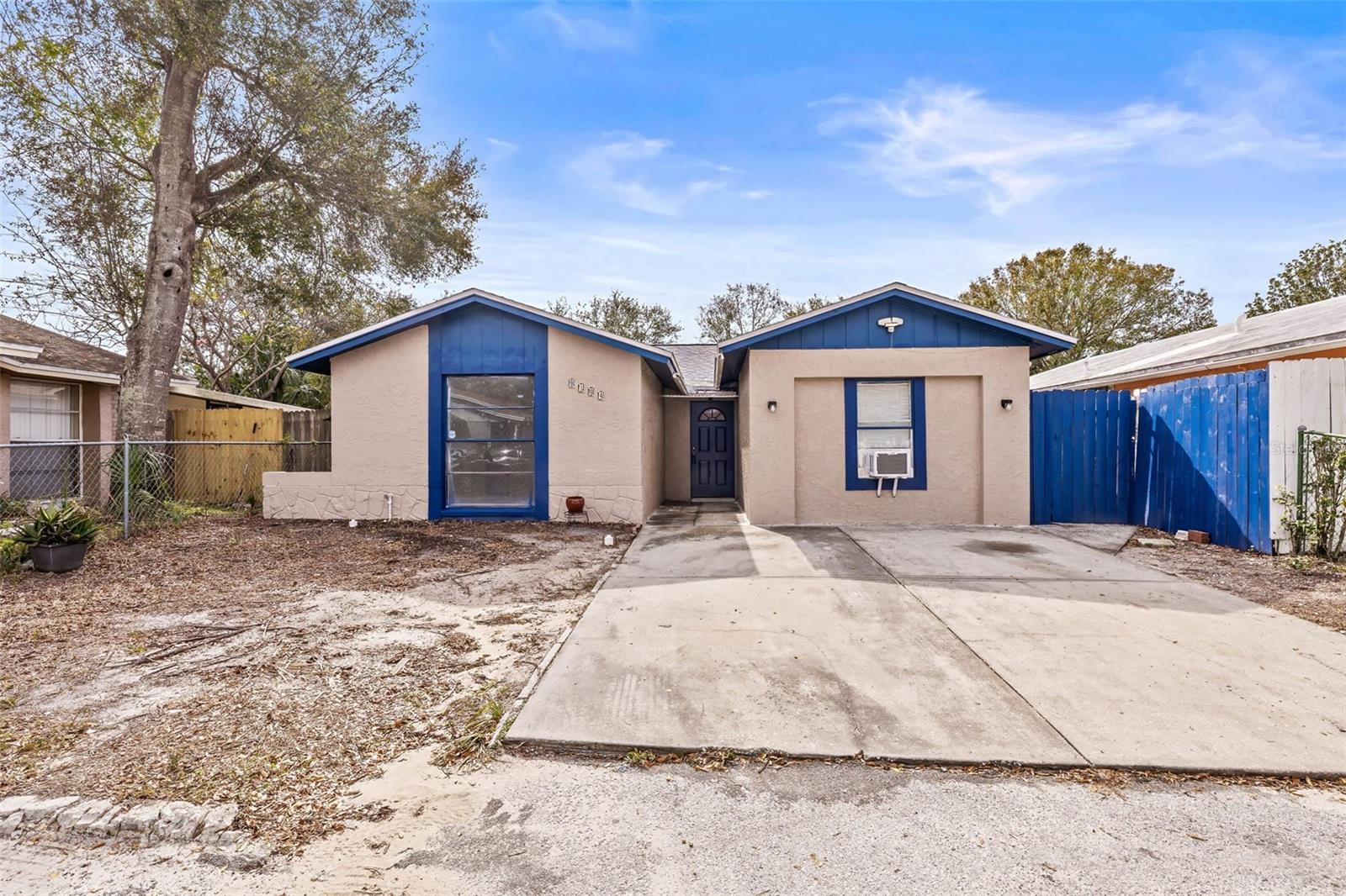 9104 SANDCROFT CT, TAMPA, FL, 33615