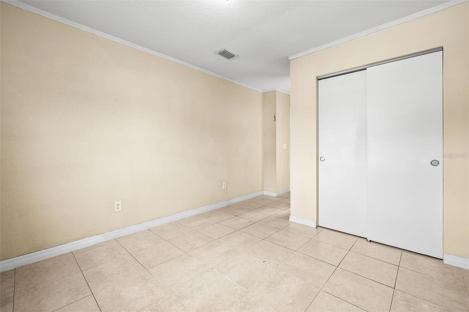 9104 SANDCROFT CT, TAMPA, FL, 33615