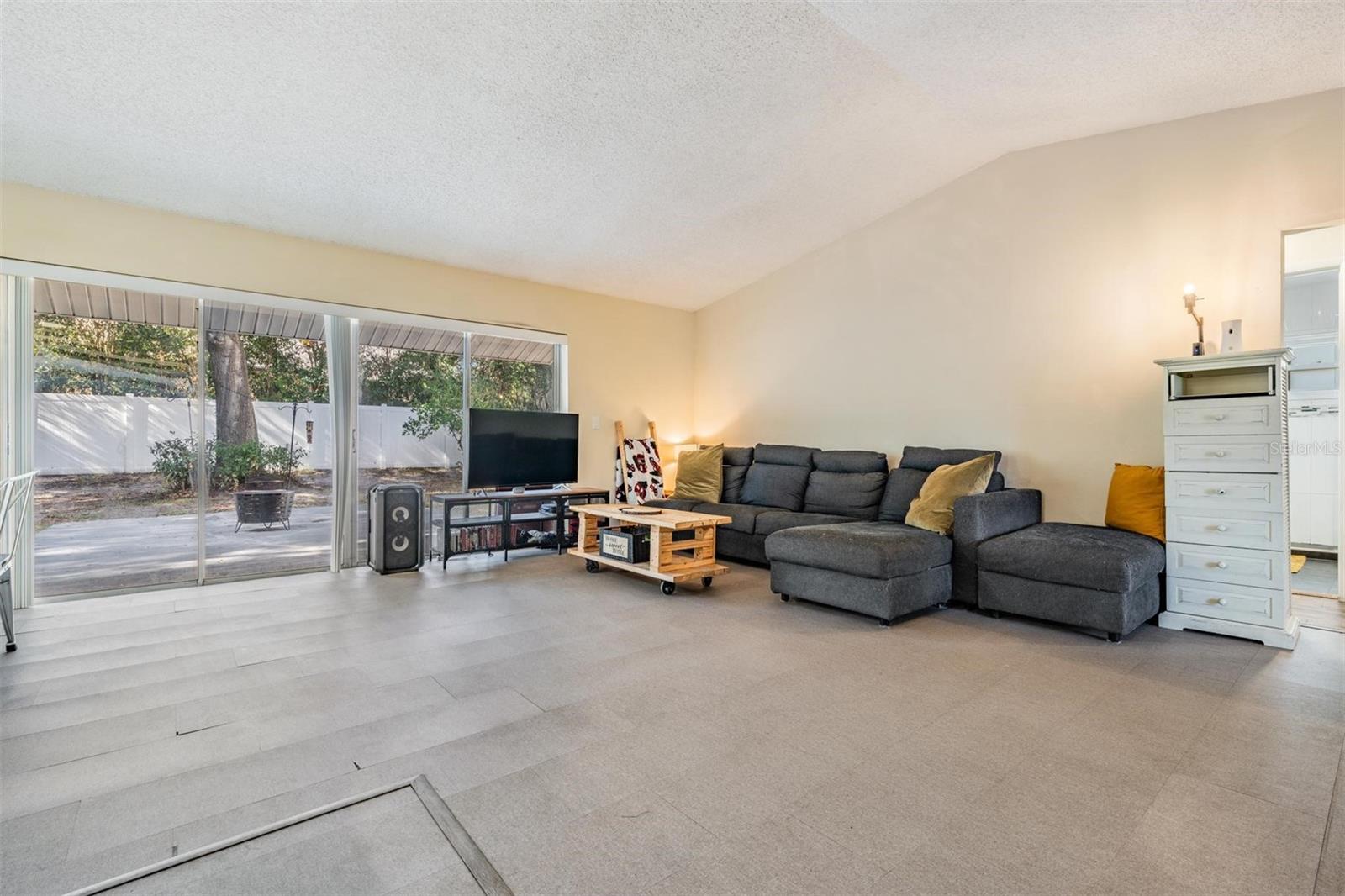 8512 RENALD BLVD, TEMPLE TERRACE, FL, 33637