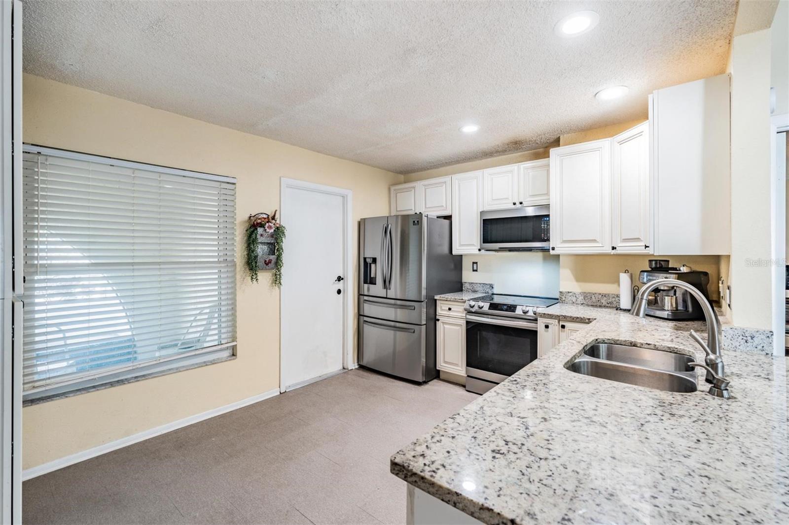 8512 RENALD BLVD, TEMPLE TERRACE, FL, 33637