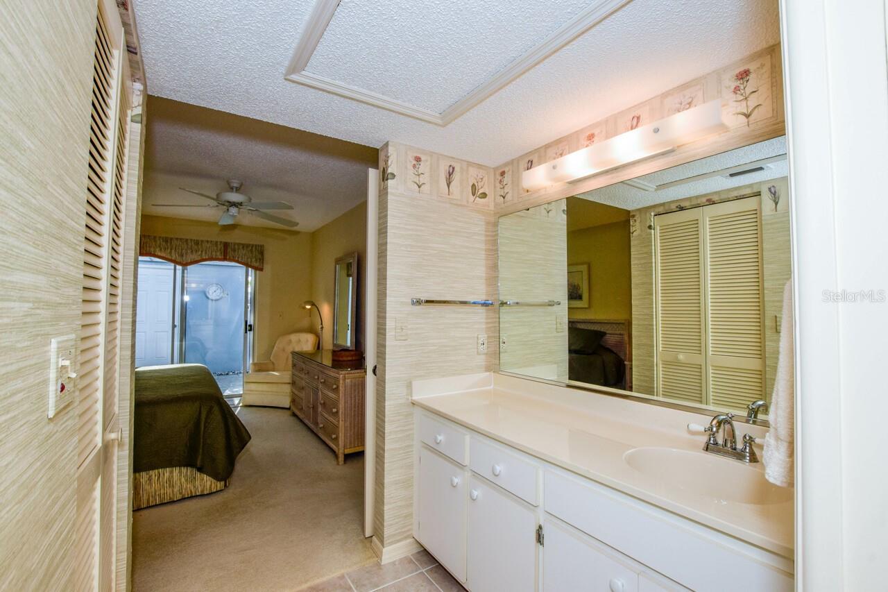 421 WEXFORD CIR #71, VENICE, FL, 34293