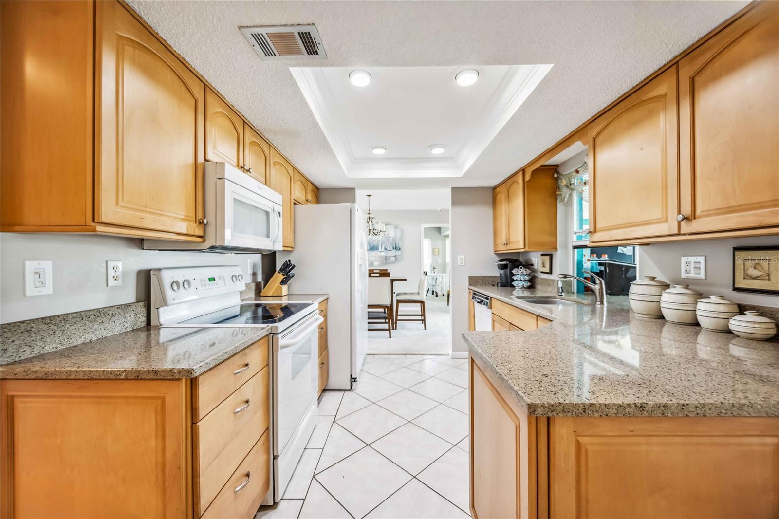 546 HIGHLAND AVE NW, PORT CHARLOTTE, FL, 33952
