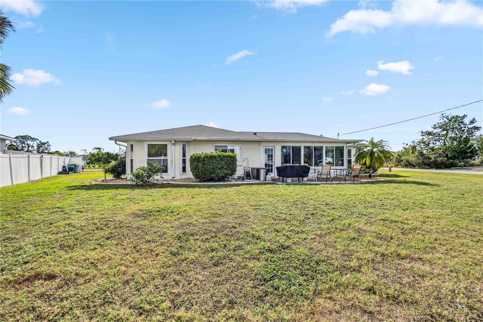 546 HIGHLAND AVE NW, PORT CHARLOTTE, FL, 33952