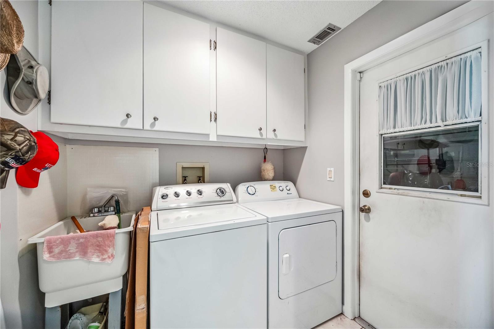 546 HIGHLAND AVE NW, PORT CHARLOTTE, FL, 33952