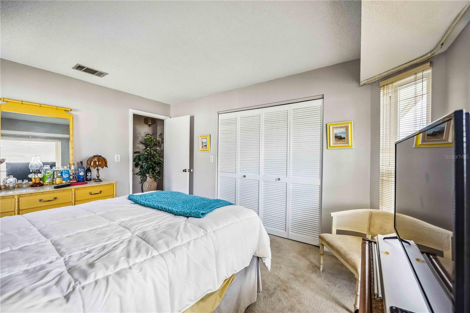 546 HIGHLAND AVE NW, PORT CHARLOTTE, FL, 33952