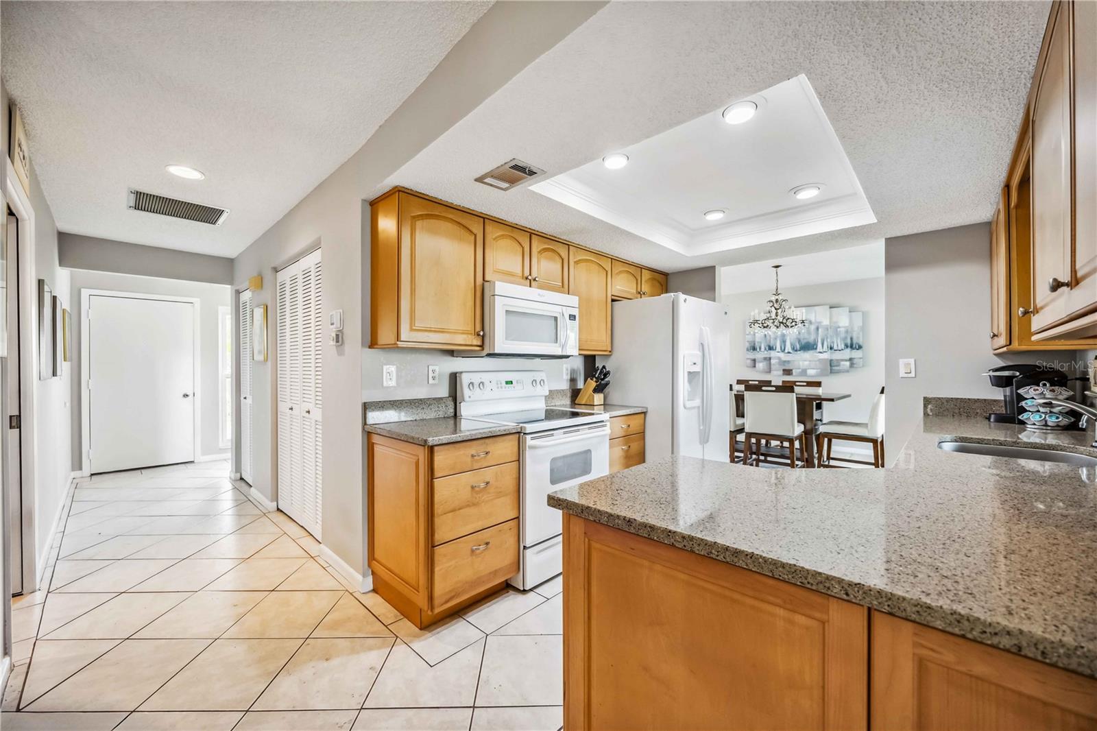 546 HIGHLAND AVE NW, PORT CHARLOTTE, FL, 33952