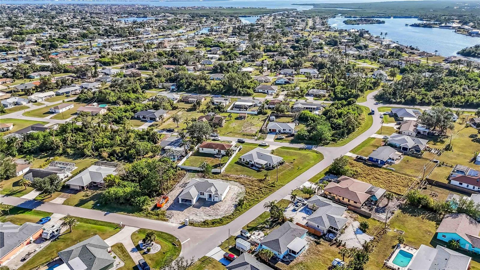 546 HIGHLAND AVE NW, PORT CHARLOTTE, FL, 33952