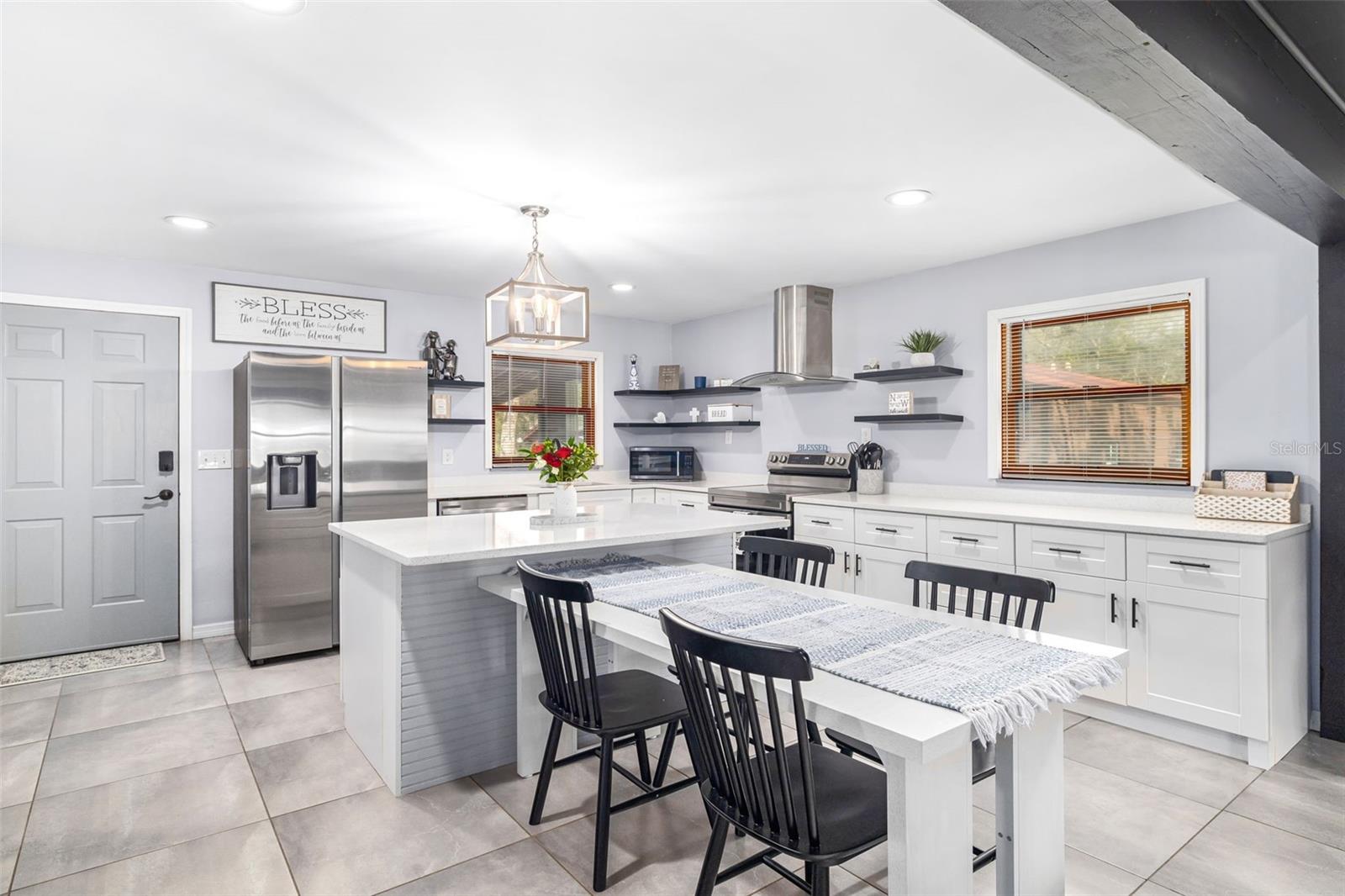 3217 STAGECOACH TRL, WIMAUMA, FL, 33598