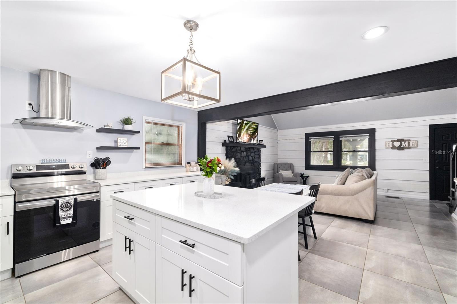 3217 STAGECOACH TRL, WIMAUMA, FL, 33598