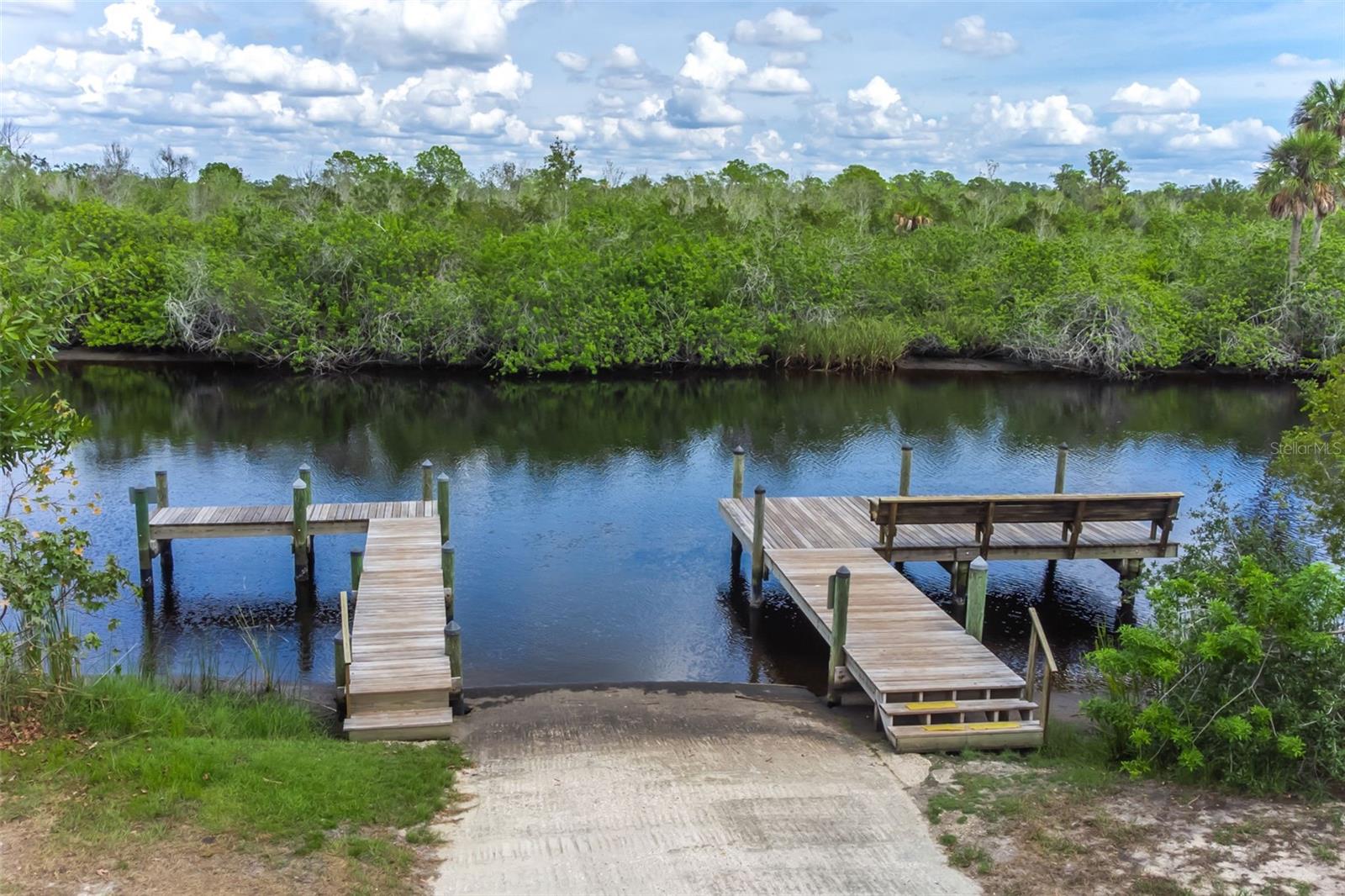 3217 STAGECOACH TRL, WIMAUMA, FL, 33598