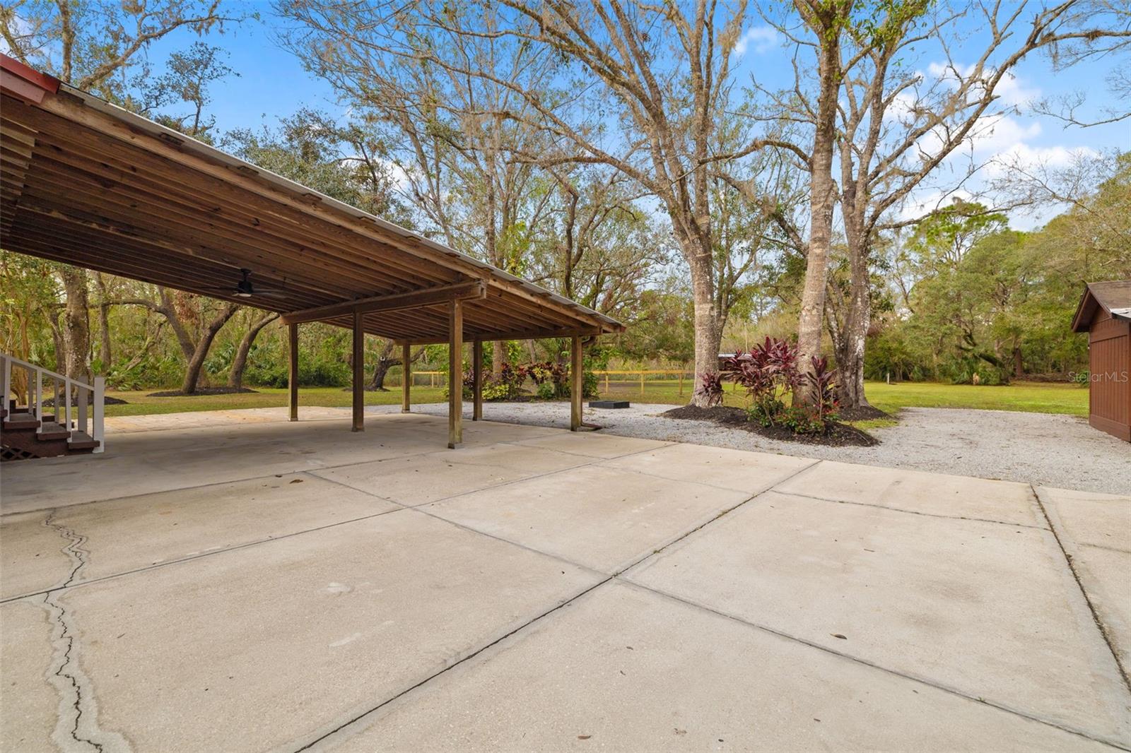 3217 STAGECOACH TRL, WIMAUMA, FL, 33598