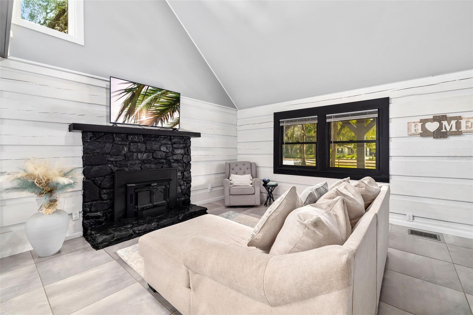 3217 STAGECOACH TRL, WIMAUMA, FL, 33598