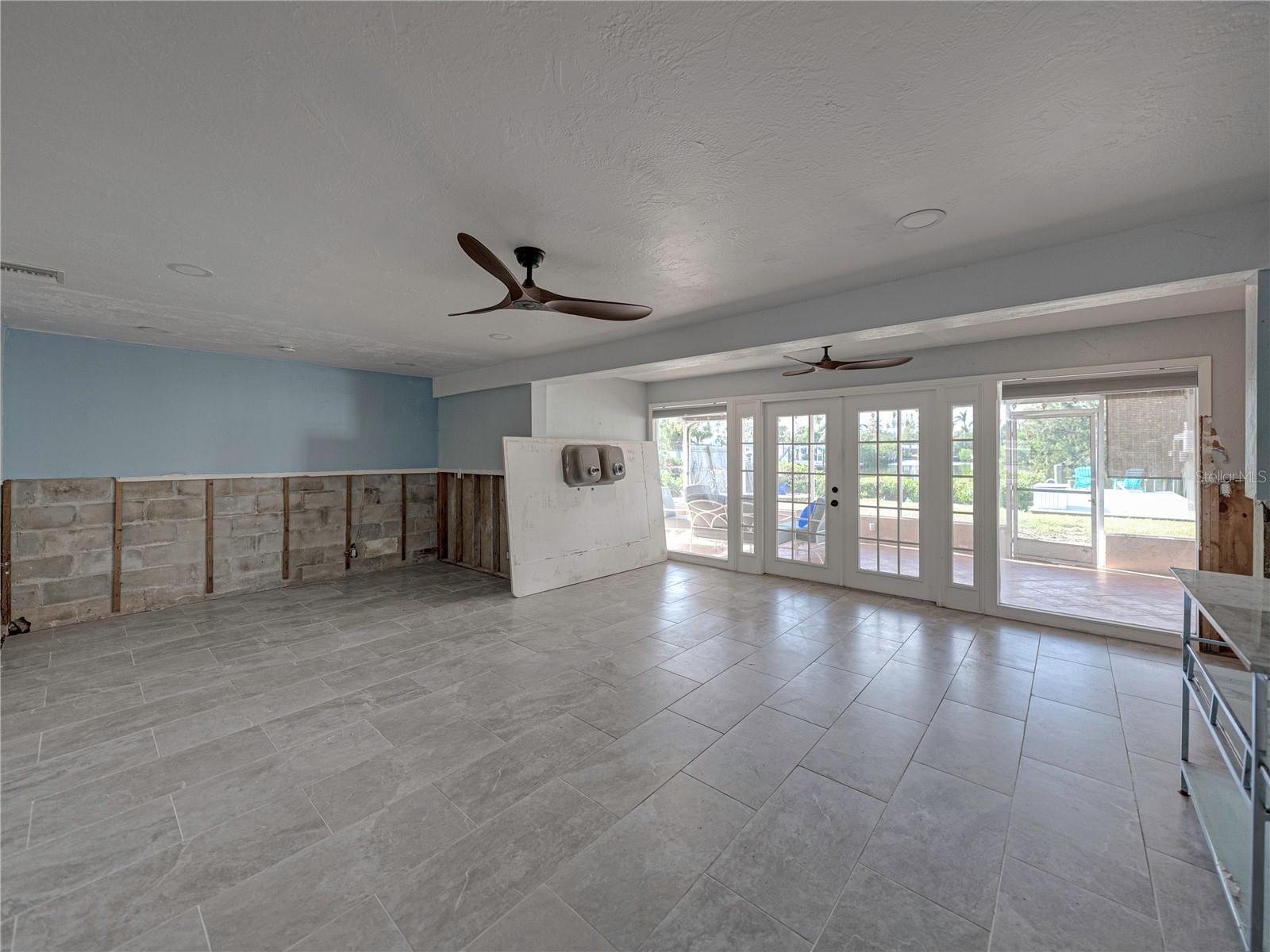4326 HUNTINGTON ST NE, ST PETERSBURG, FL, 33703