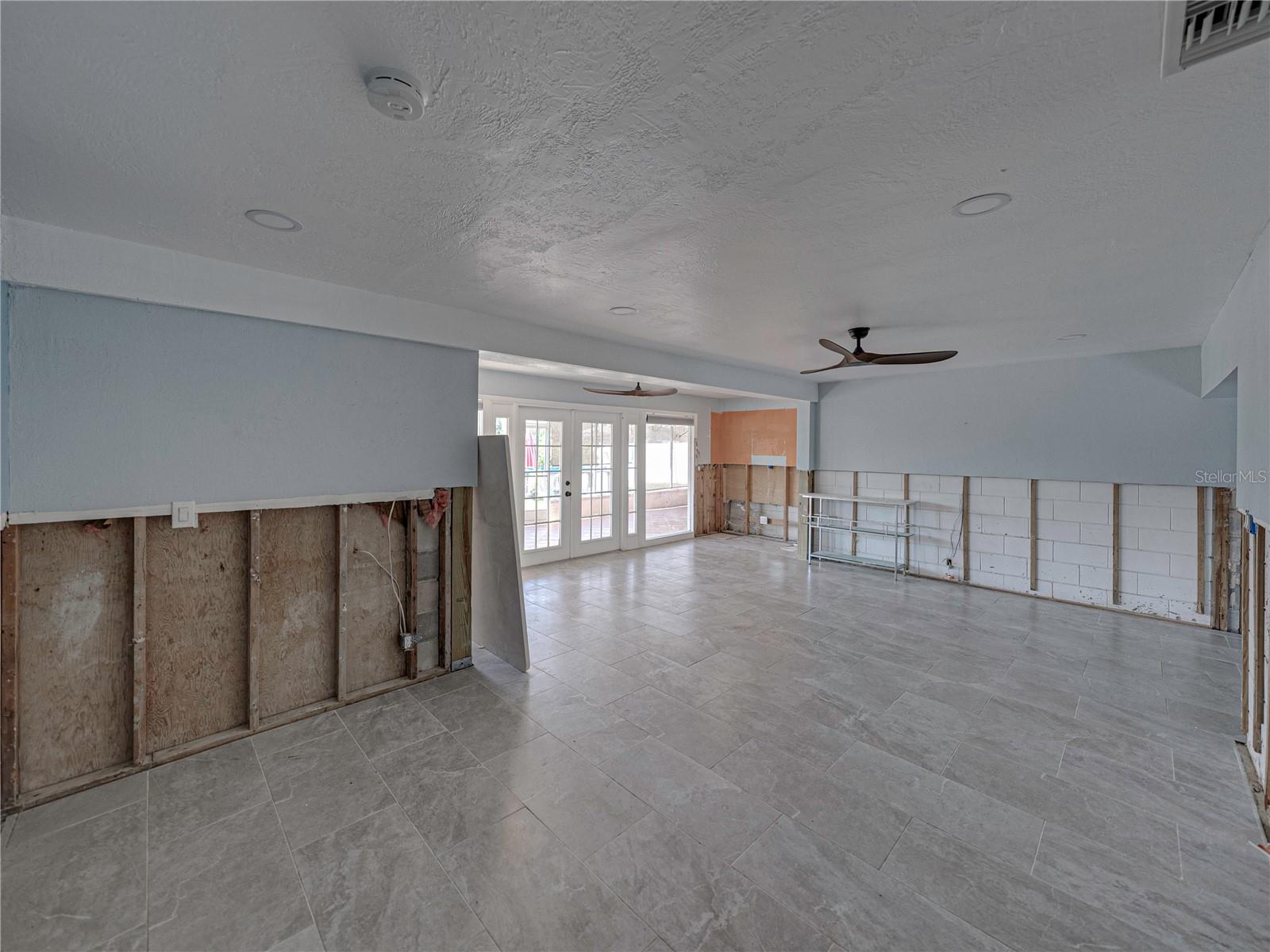 4326 HUNTINGTON ST NE, ST PETERSBURG, FL, 33703