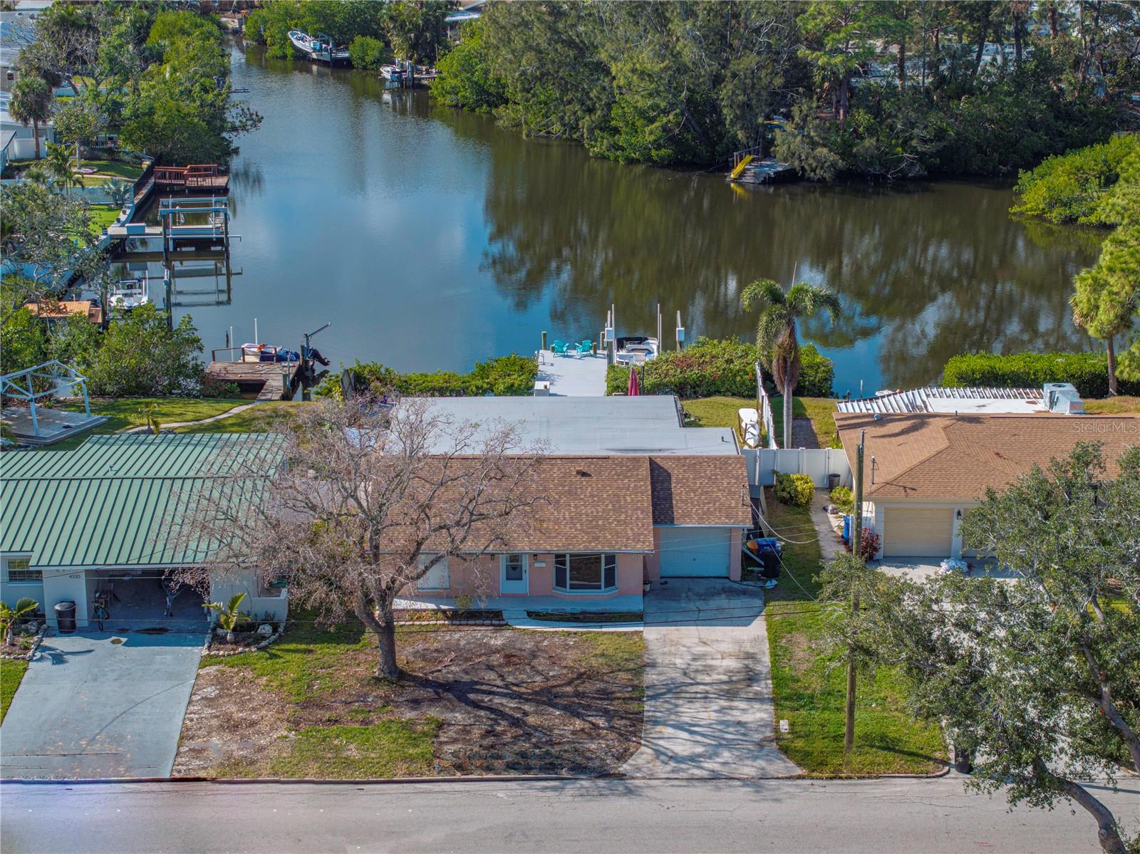 4326 HUNTINGTON ST NE, ST PETERSBURG, FL, 33703