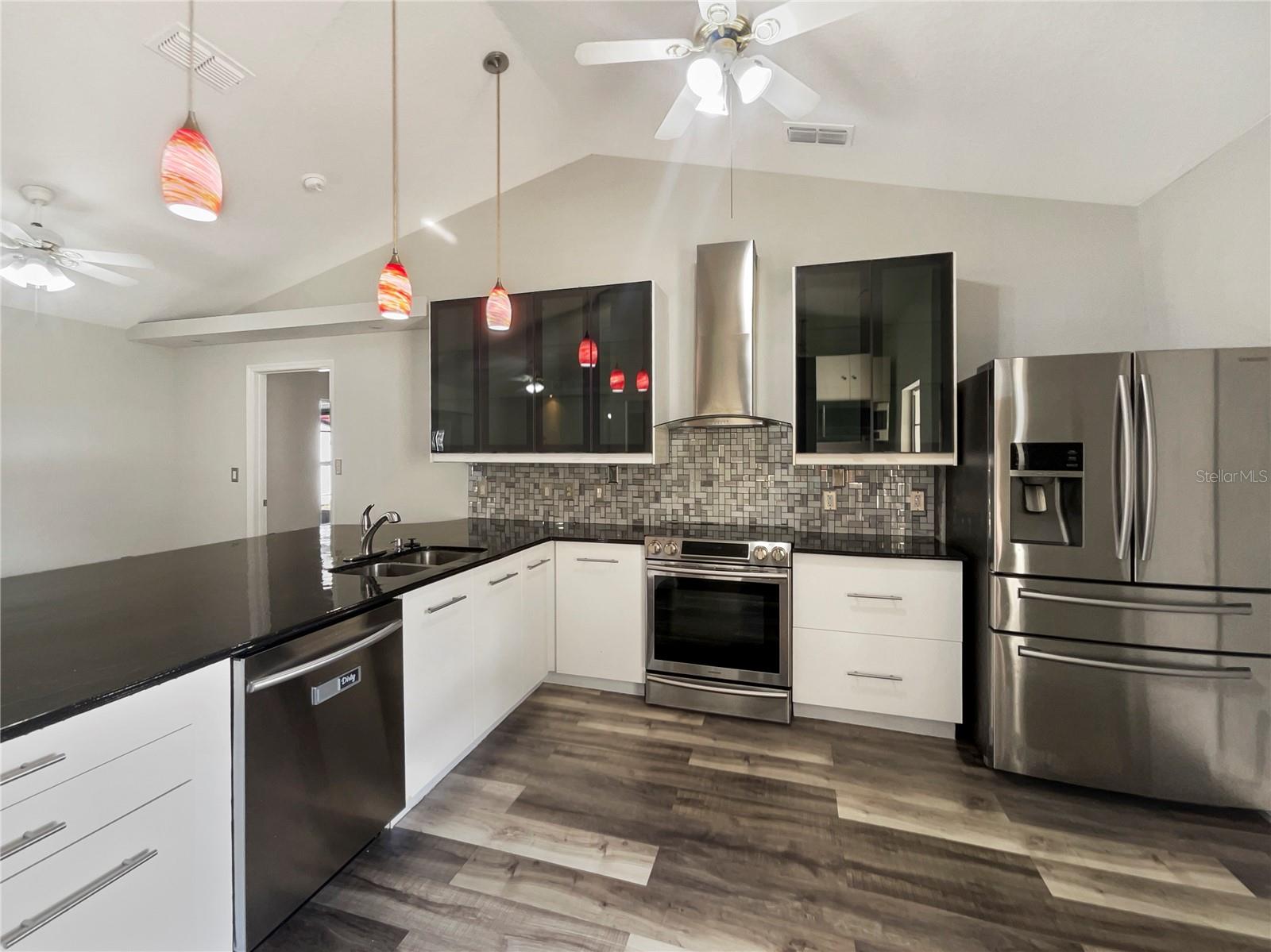 5933 BIBLE CAMP RD, GROVELAND, FL, 34736