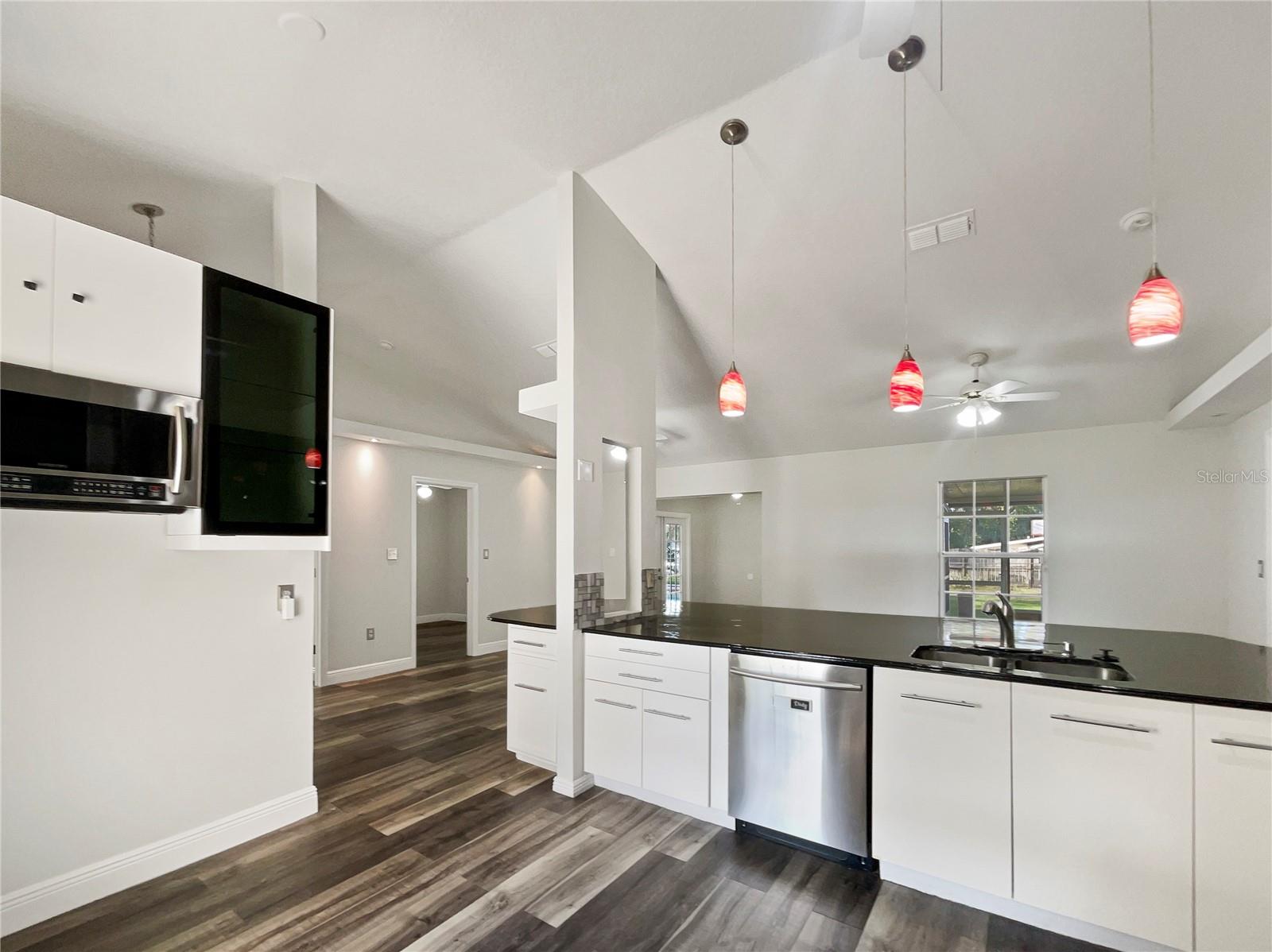 5933 BIBLE CAMP RD, GROVELAND, FL, 34736