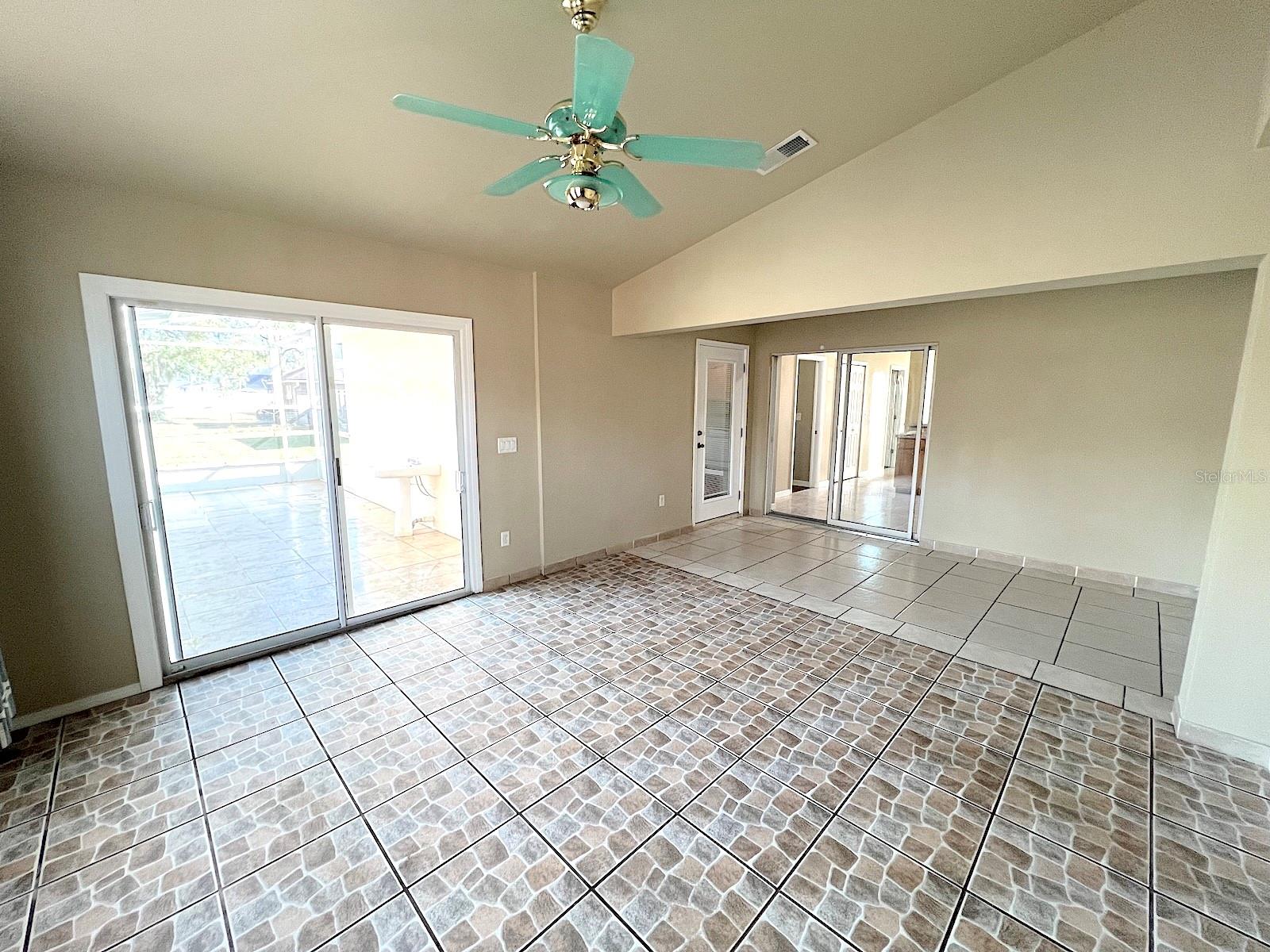 20 REGIS LN #B, PALM COAST, FL, 32164