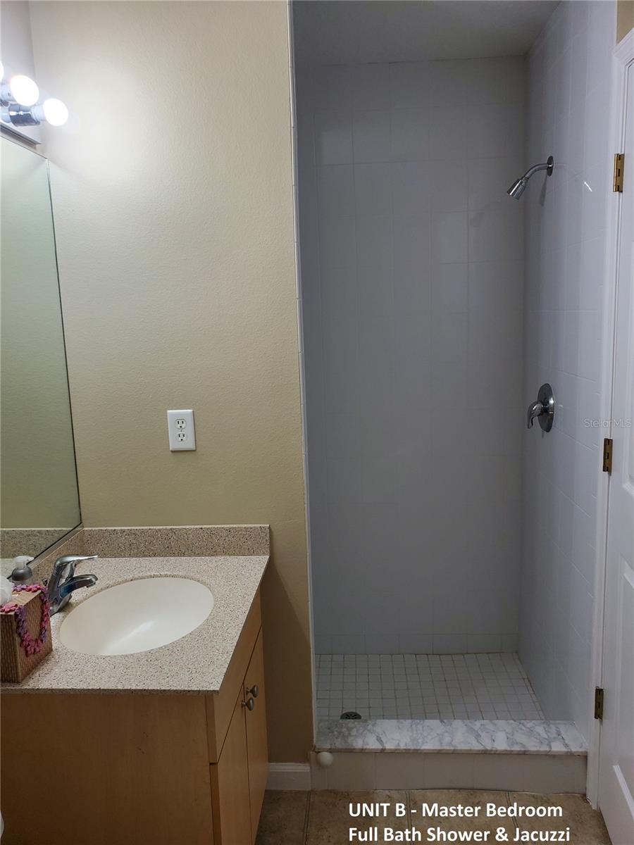 20 REGIS LN #B, PALM COAST, FL, 32164