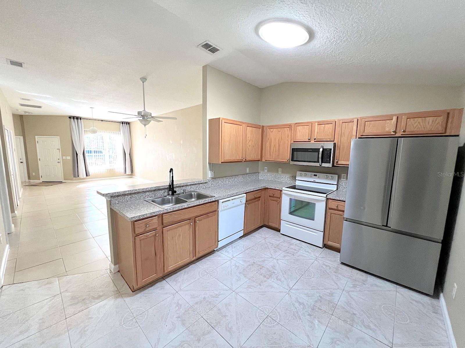 20 REGIS LN #B, PALM COAST, FL, 32164