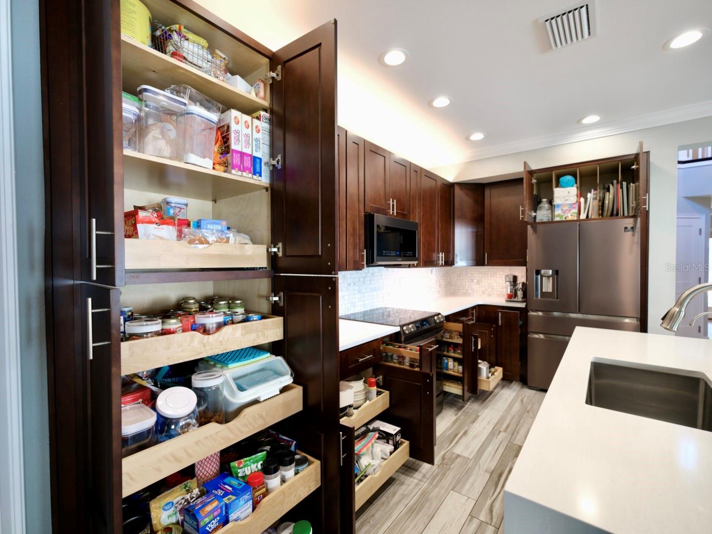 1957 WHITNEY OAKS BLVD, CLEARWATER, FL, 33760