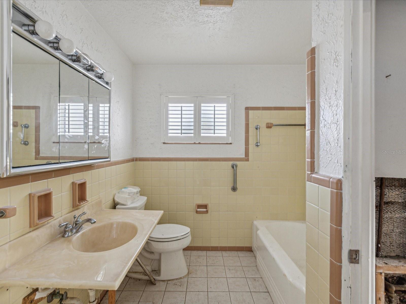 529 80TH AVE, ST PETE BEACH, FL, 33706