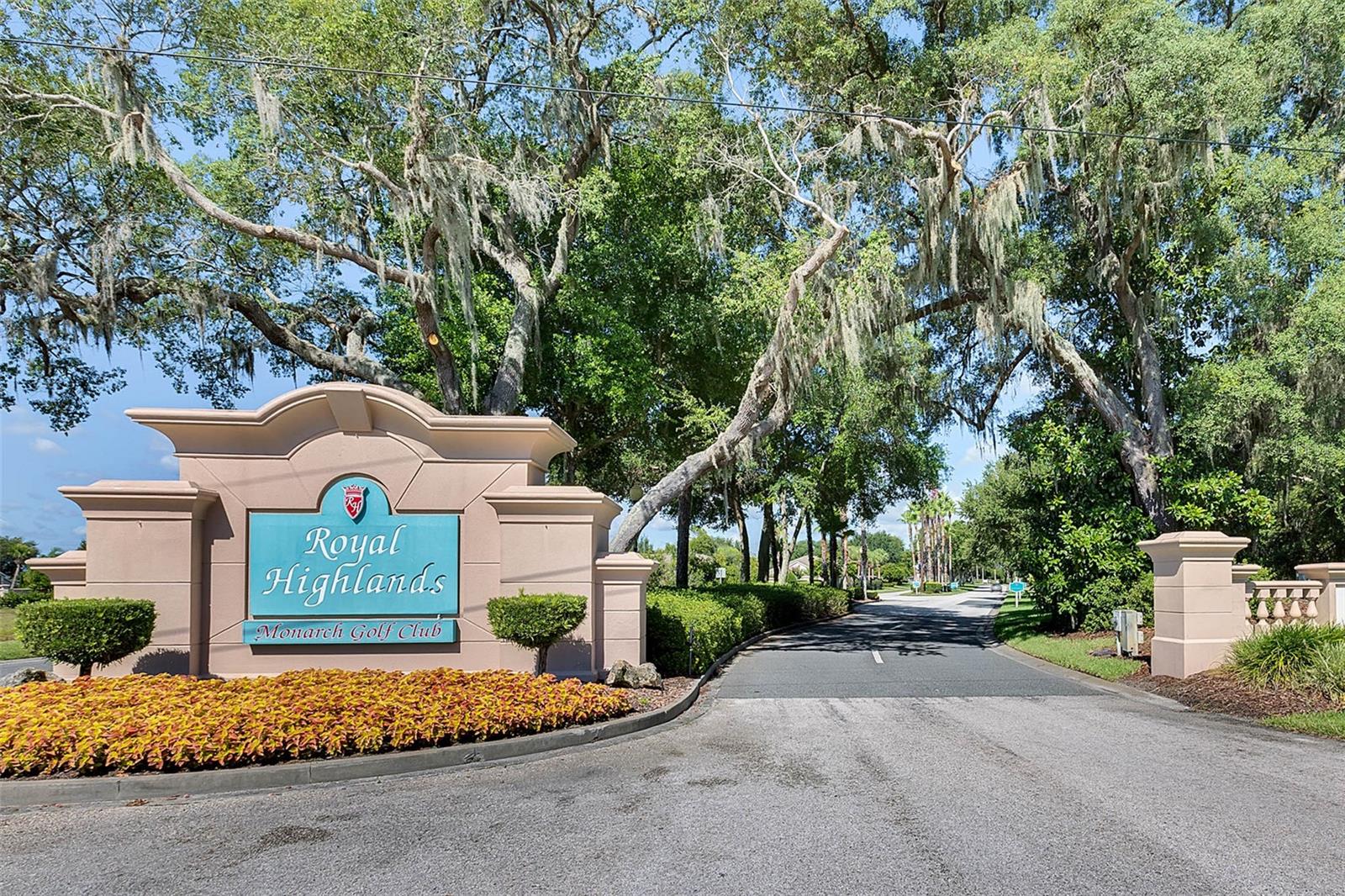 5520 SIR CHURCHILL DR, LEESBURG, FL, 34748