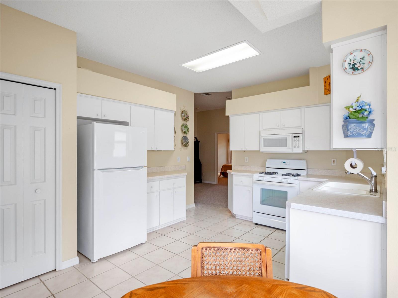 5520 SIR CHURCHILL DR, LEESBURG, FL, 34748