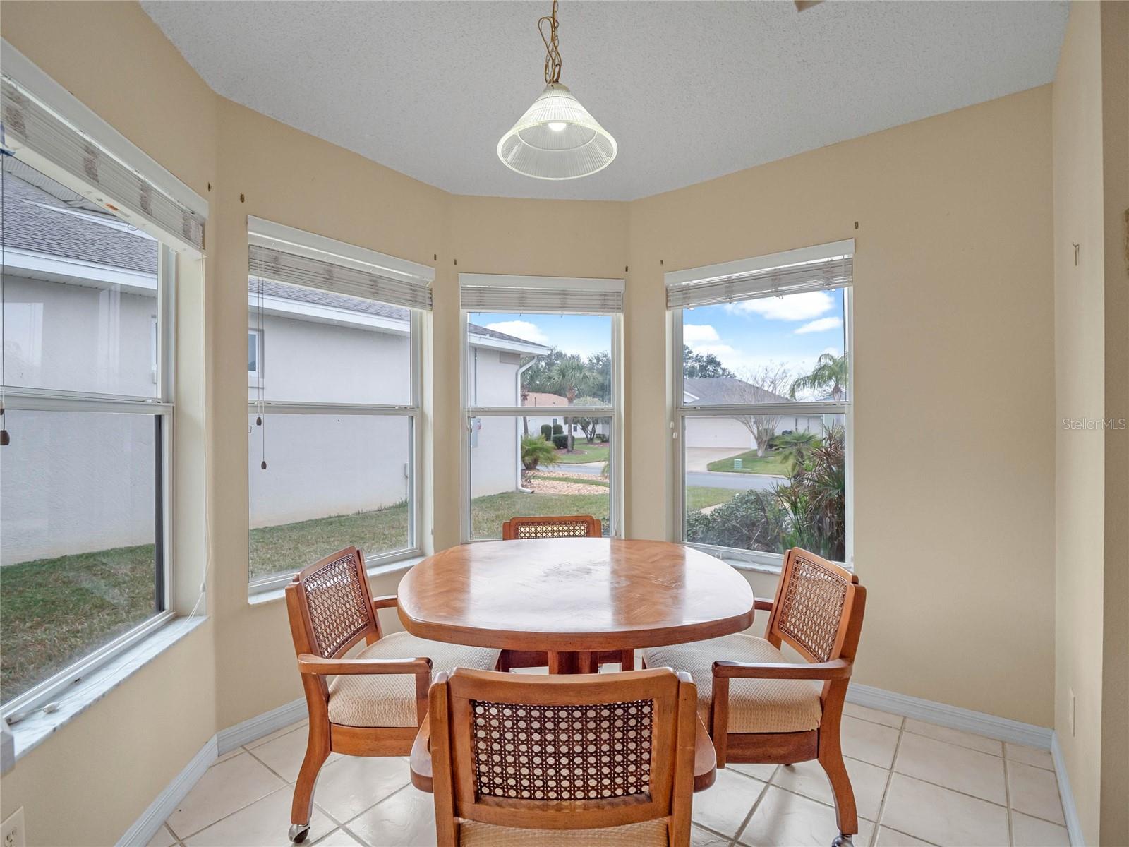 5520 SIR CHURCHILL DR, LEESBURG, FL, 34748