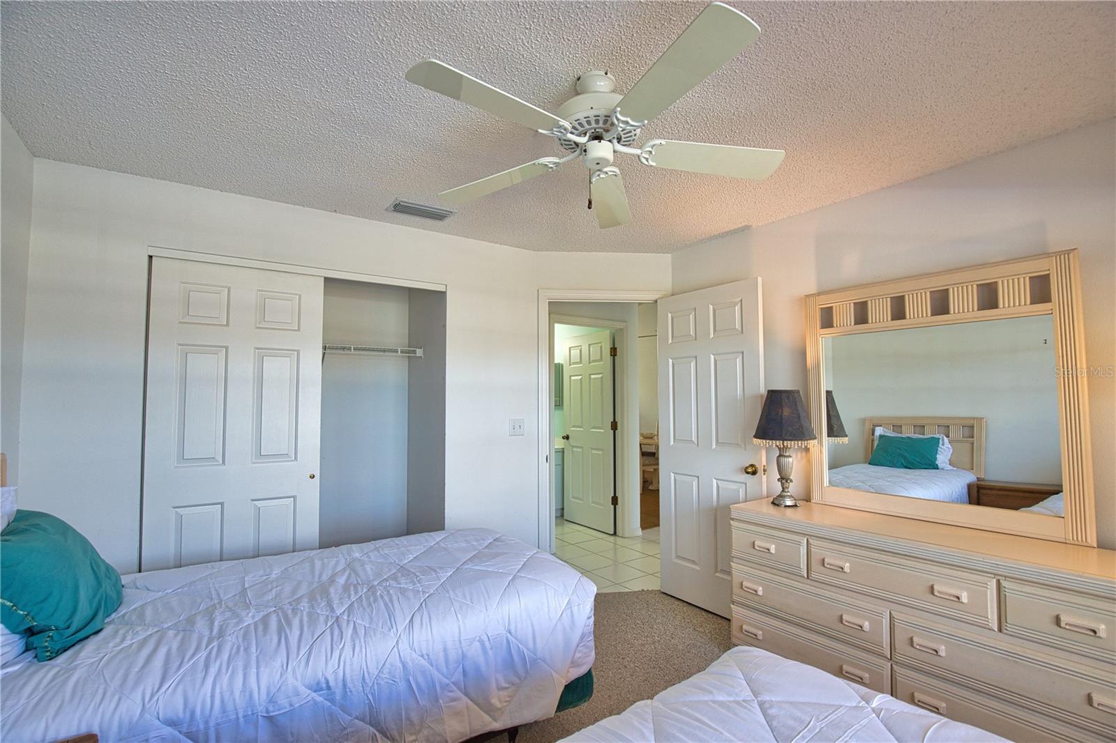 201 SILVER LAKE DR #204, VENICE, FL, 34292