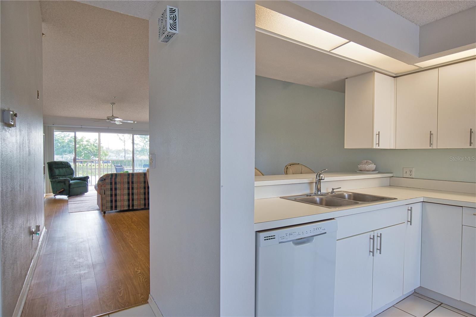 201 SILVER LAKE DR #204, VENICE, FL, 34292