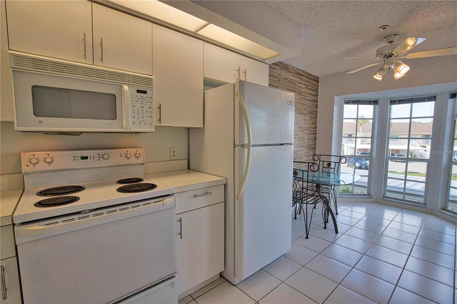 201 SILVER LAKE DR #204, VENICE, FL, 34292