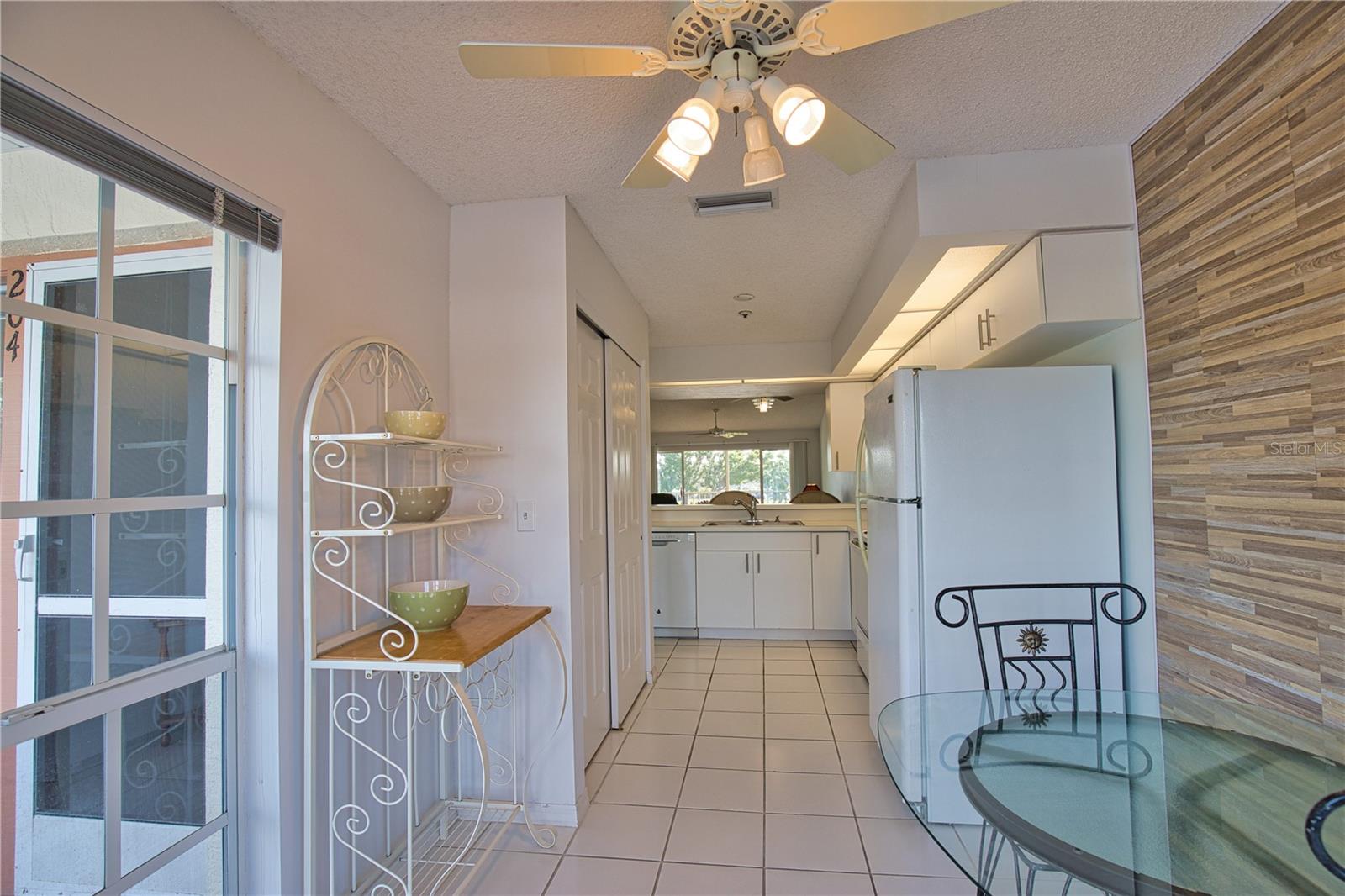 201 SILVER LAKE DR #204, VENICE, FL, 34292