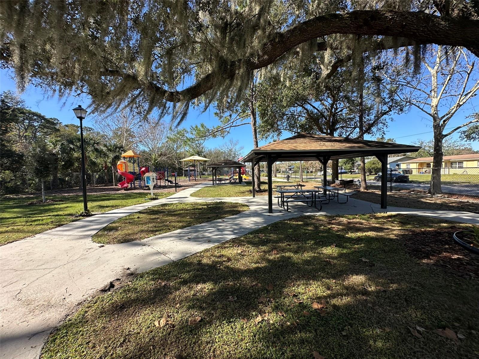 1465 POPPY AVE, ORLANDO, FL, 32811