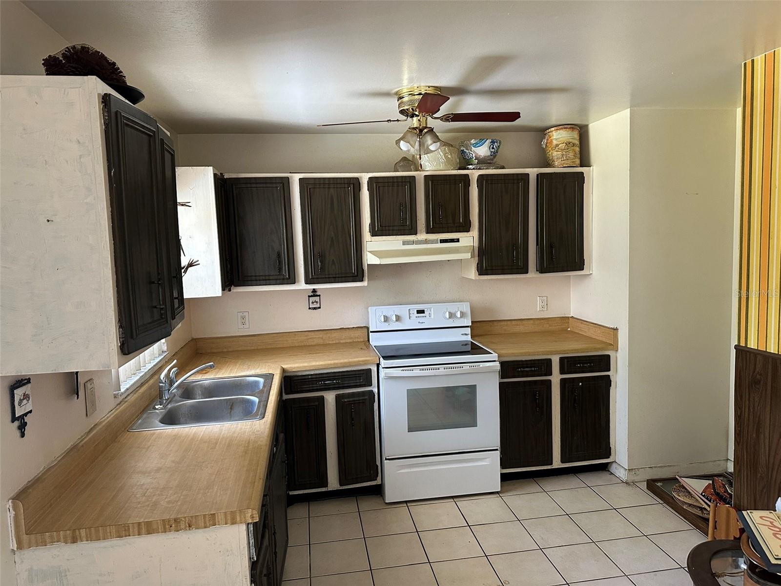 1465 POPPY AVE, ORLANDO, FL, 32811
