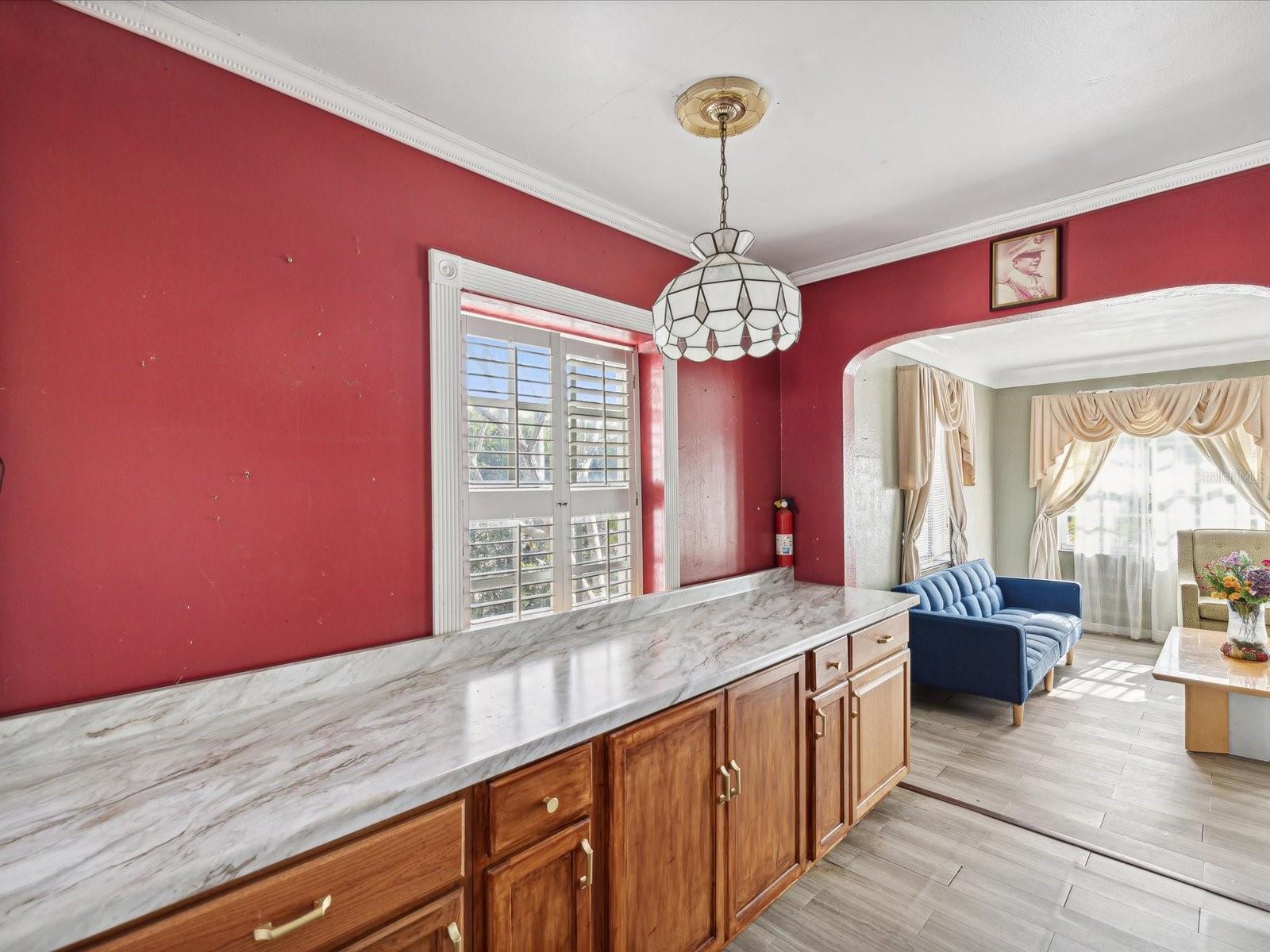 2201 30TH AVE N, ST PETERSBURG, FL, 33713