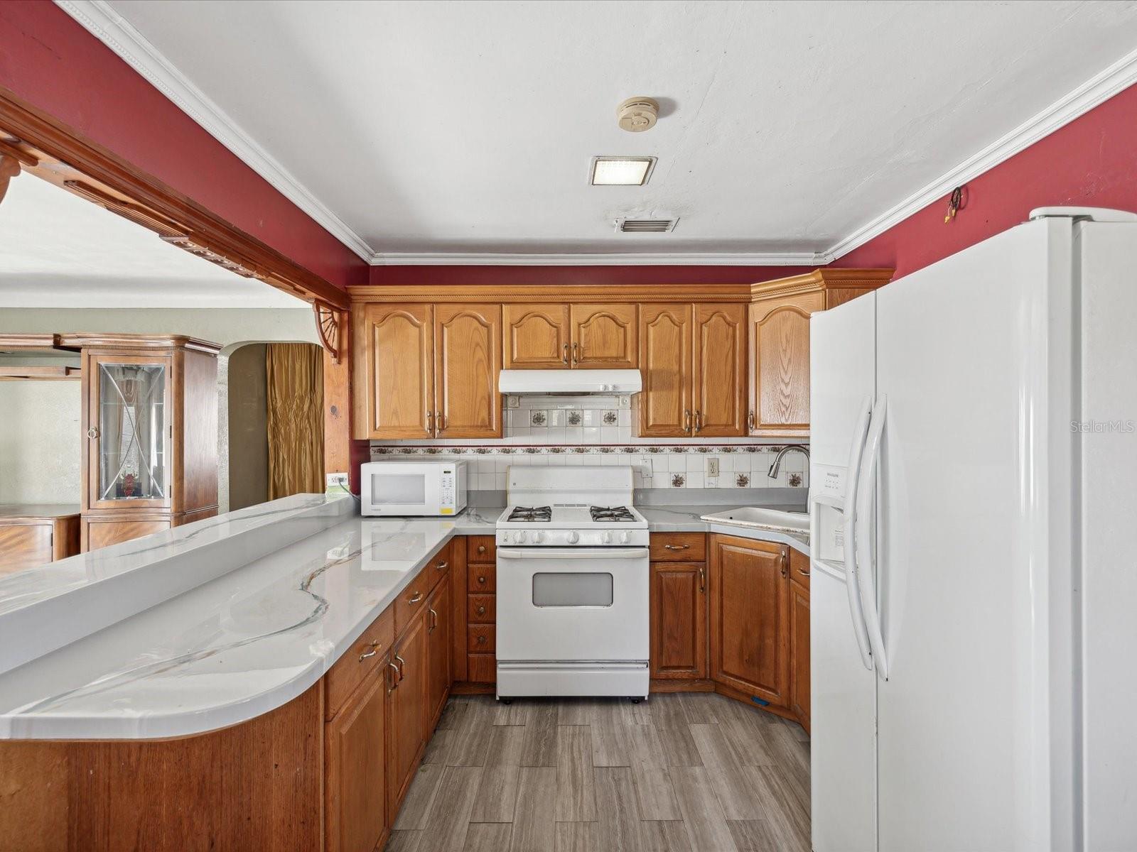 2201 30TH AVE N, ST PETERSBURG, FL, 33713