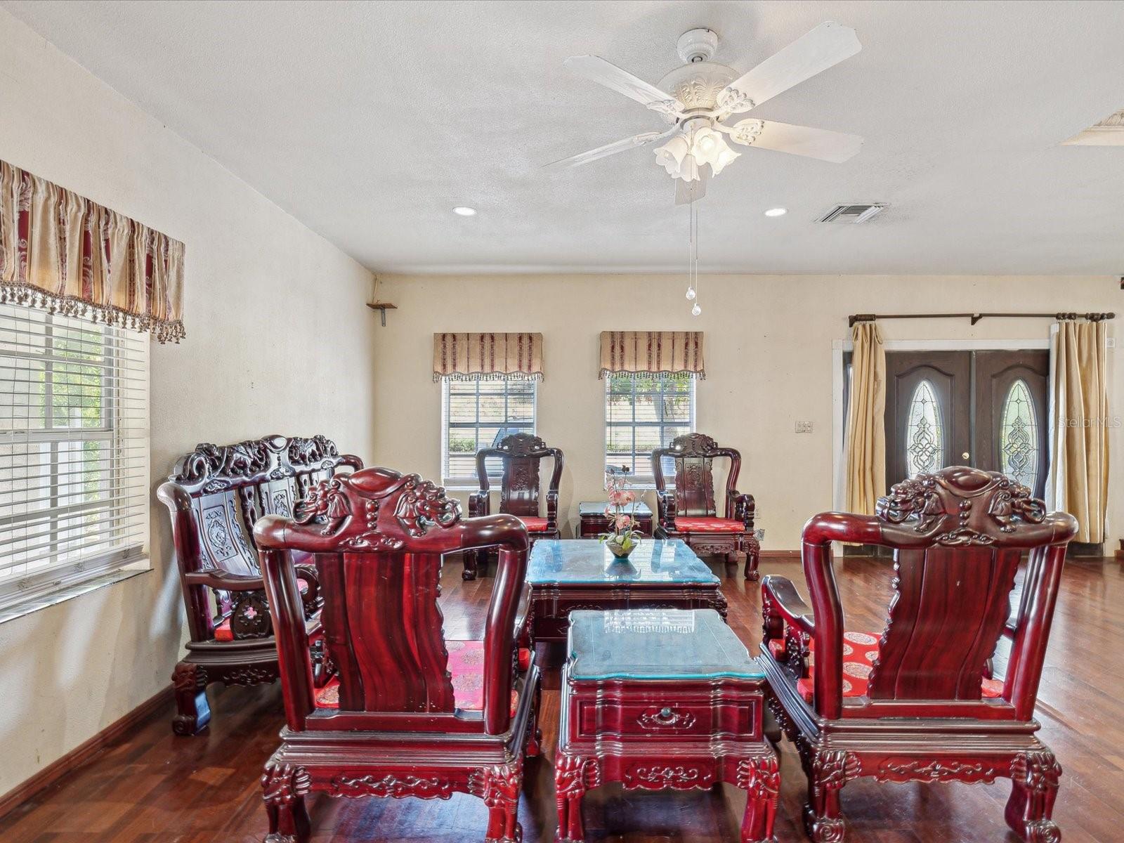 2201 30TH AVE N, ST PETERSBURG, FL, 33713
