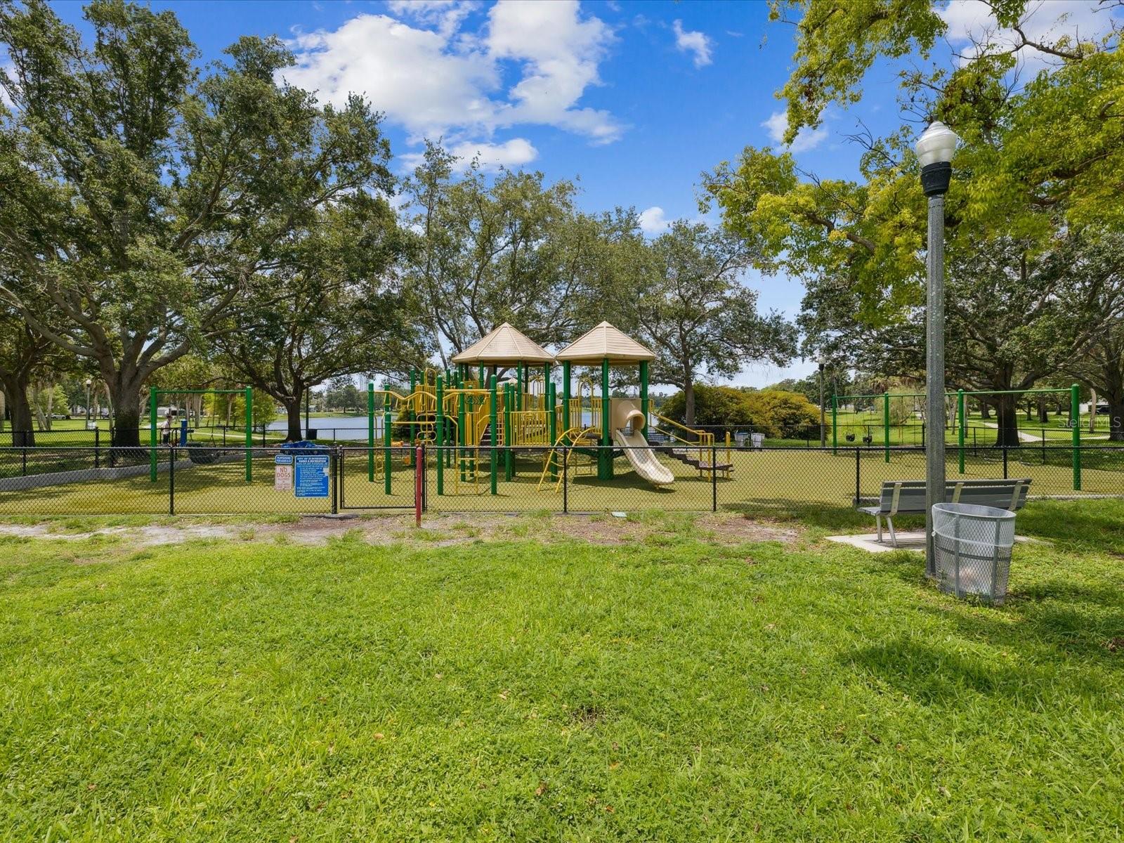 2201 30TH AVE N, ST PETERSBURG, FL, 33713