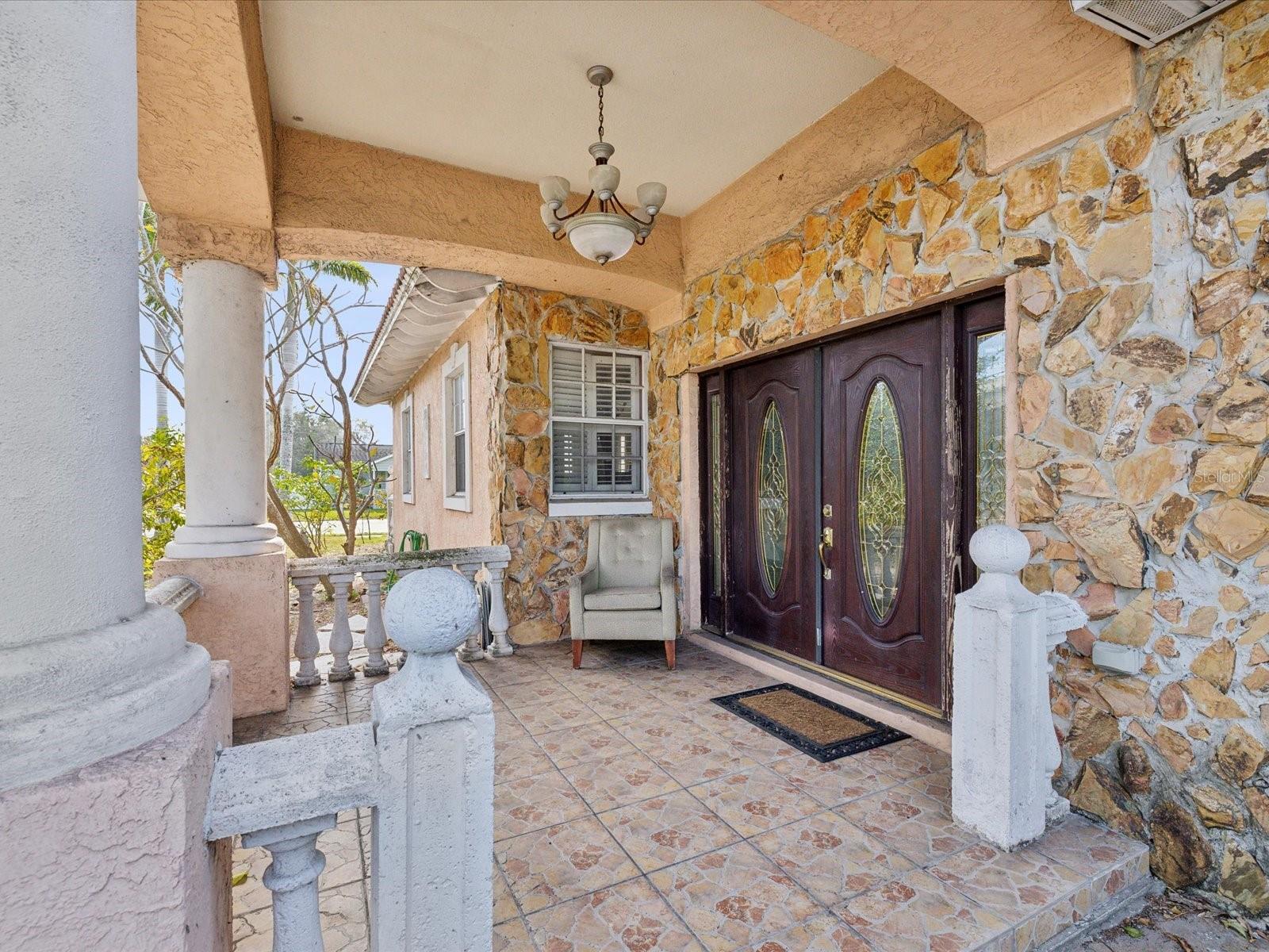 2201 30TH AVE N, ST PETERSBURG, FL, 33713