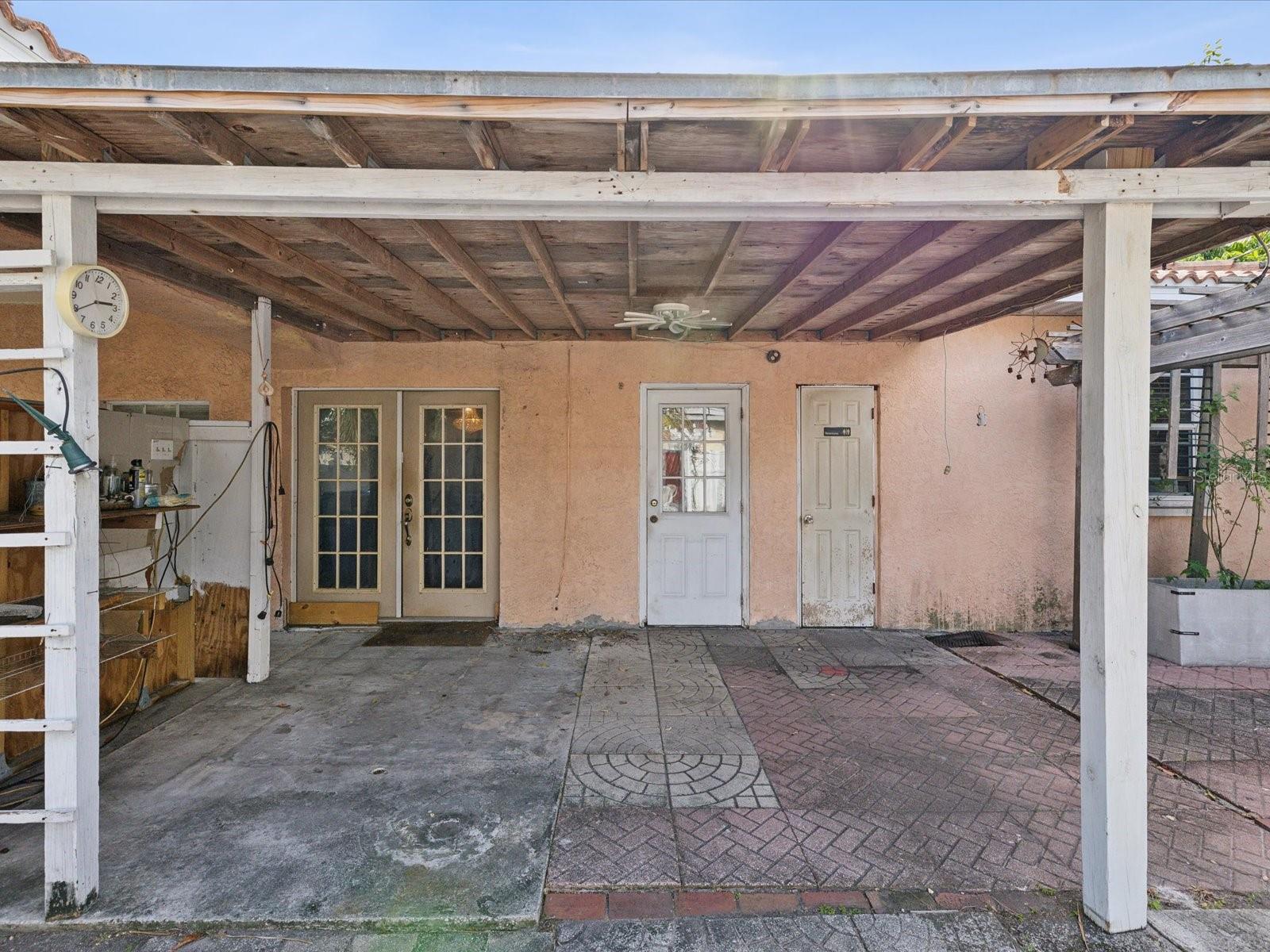 2201 30TH AVE N, ST PETERSBURG, FL, 33713