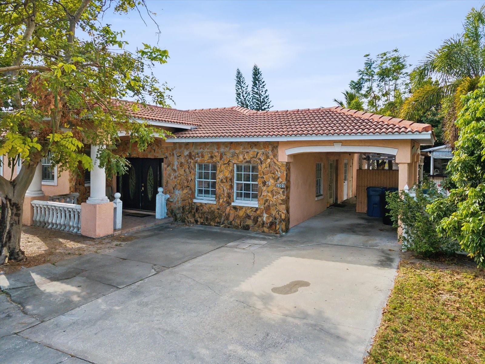 2201 30TH AVE N, ST PETERSBURG, FL, 33713