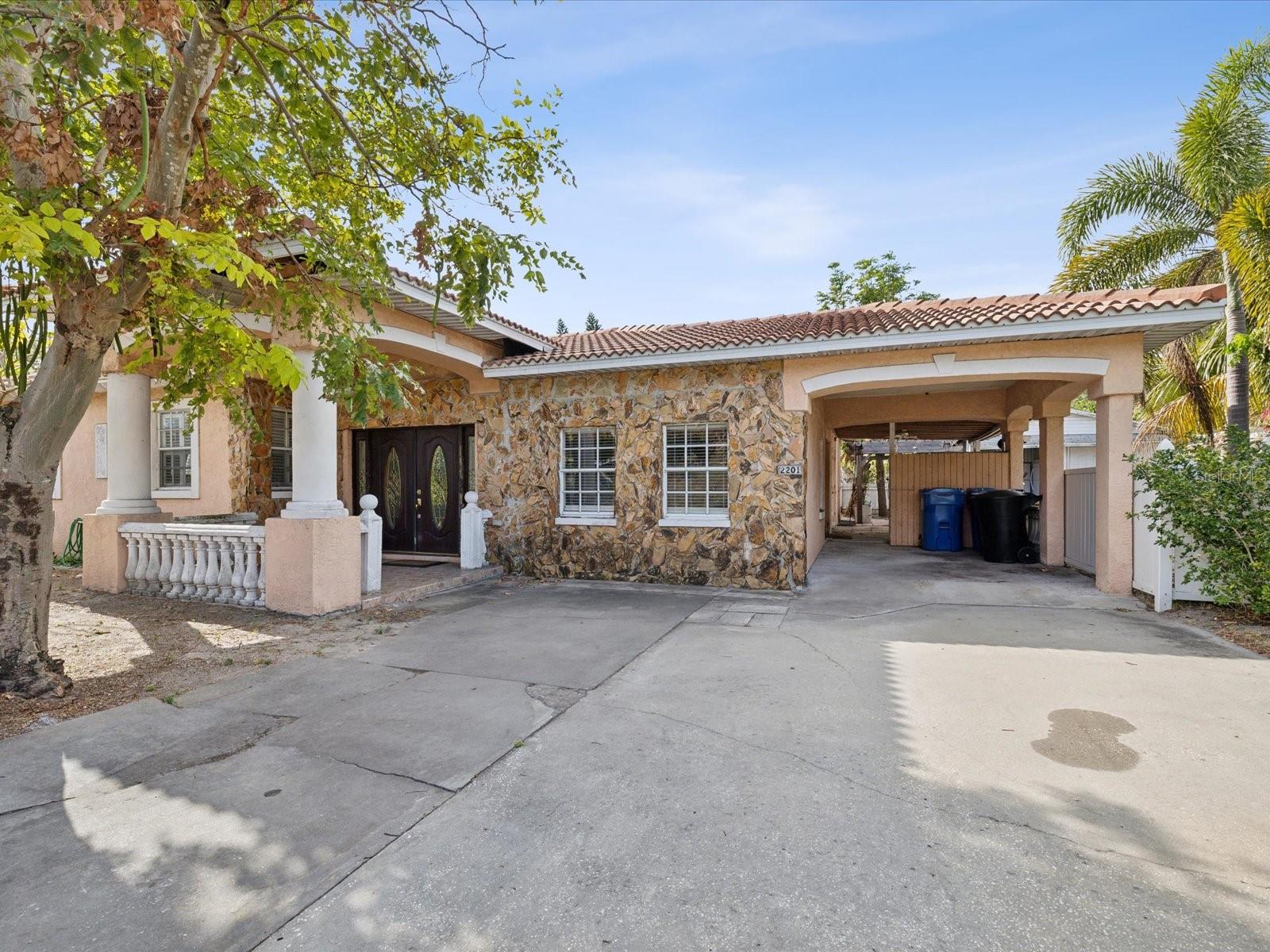 2201 30TH AVE N, ST PETERSBURG, FL, 33713