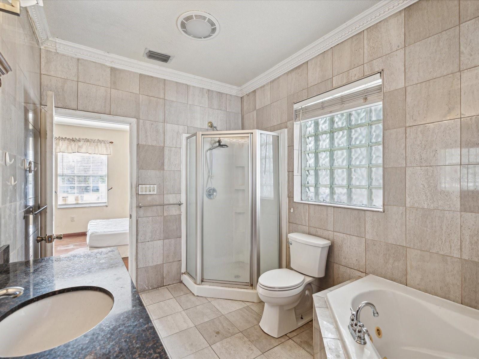 2201 30TH AVE N, ST PETERSBURG, FL, 33713