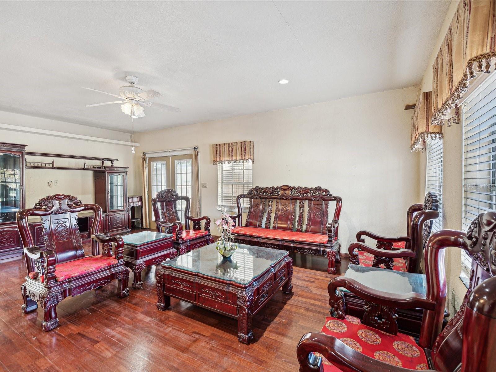 2201 30TH AVE N, ST PETERSBURG, FL, 33713