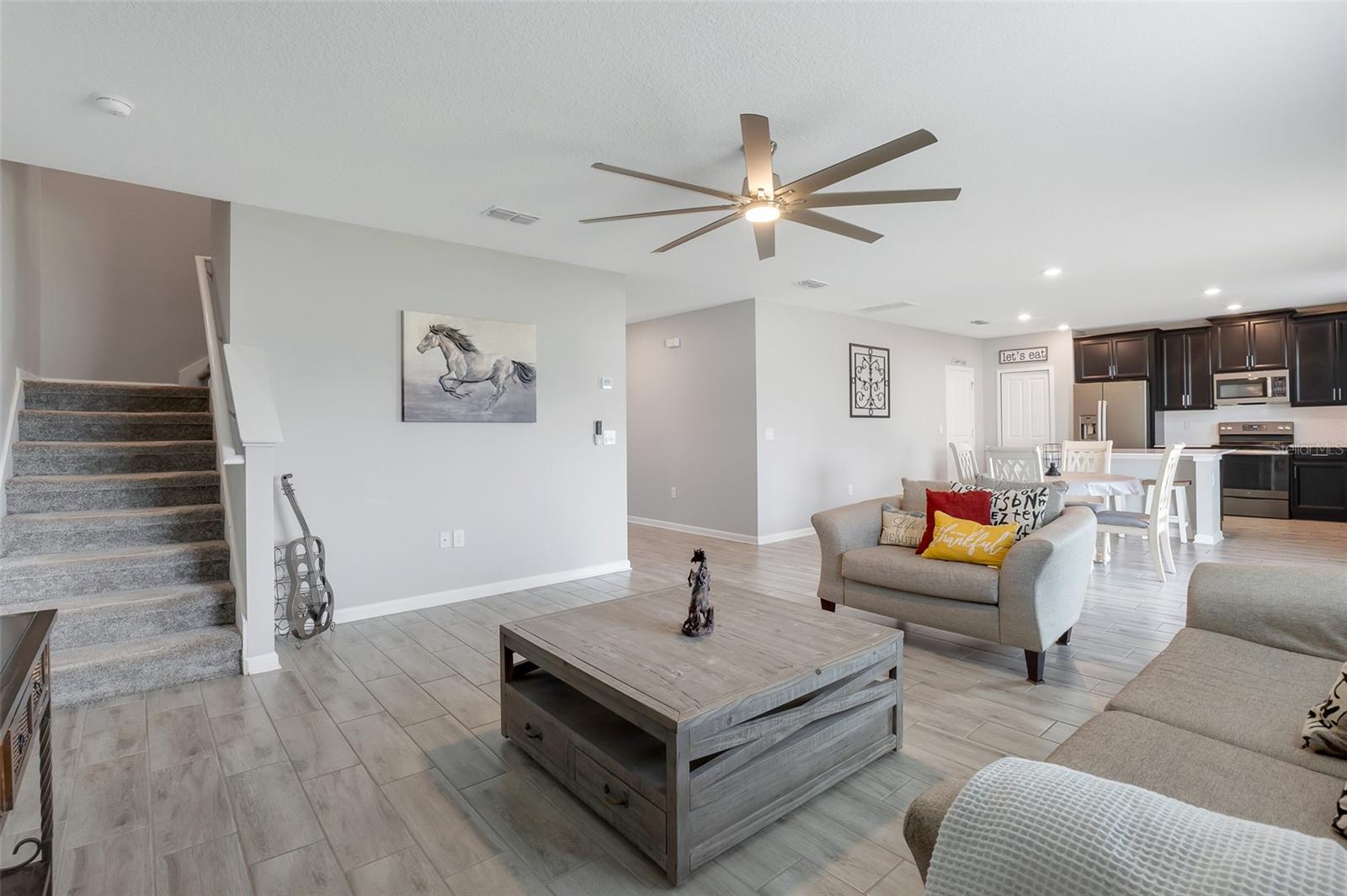 136 WHITE HORSE WAY, GROVELAND, FL, 34736
