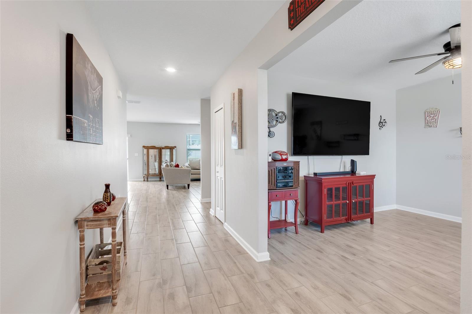 136 WHITE HORSE WAY, GROVELAND, FL, 34736